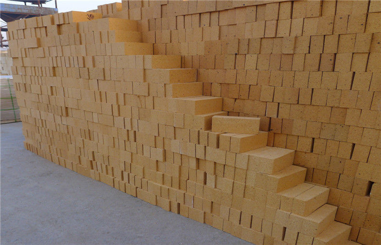 Refractory Material Heat Resistant Bricks , Curved Fire Brick For Blast Furnace