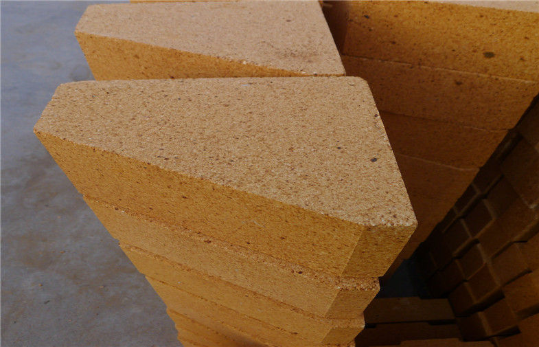 Al2O3 38- 42% Fireplace Refractory Brick High Density For Blast Furnace Glass Kiln