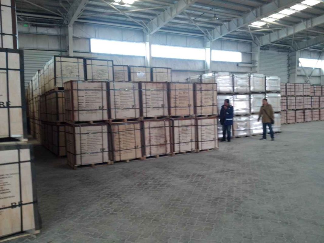 The Refractory Material High Refractoriness Magnesia Bricks For Glass Furnace Standard Size